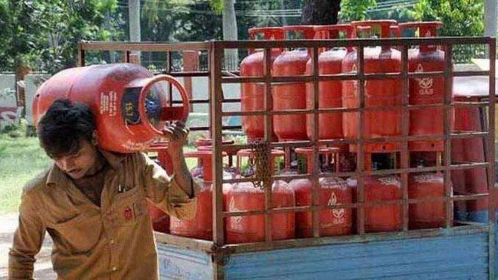 Gas Cylinder Prices: భారీగా పెరిగిన గ్యాస్ సిలిండర్ ధరలు