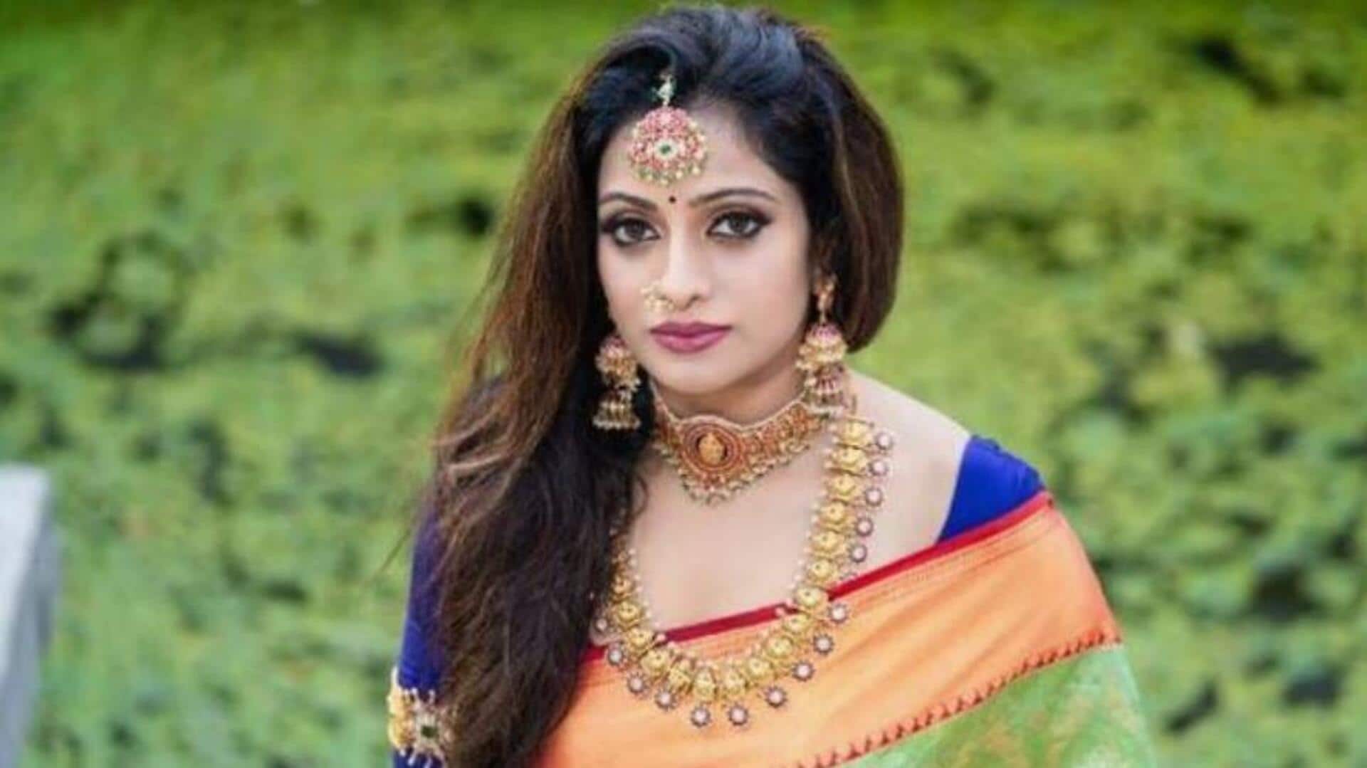 Udayabhanu : 'ఇక్కడ పెద్ద సిండికేట్ ఎదిగింది'.. యాంకరింగ్పై ఉదయభాను సంచలన వ్యాఖ్యలు! Udayabhanu : 'ఇక్కడ పెద్ద సిండికేట్ ఎదిగింది'.. యాంకరింగ్పై ఉదయభాను సంచలన వ్యాఖ్యలు!