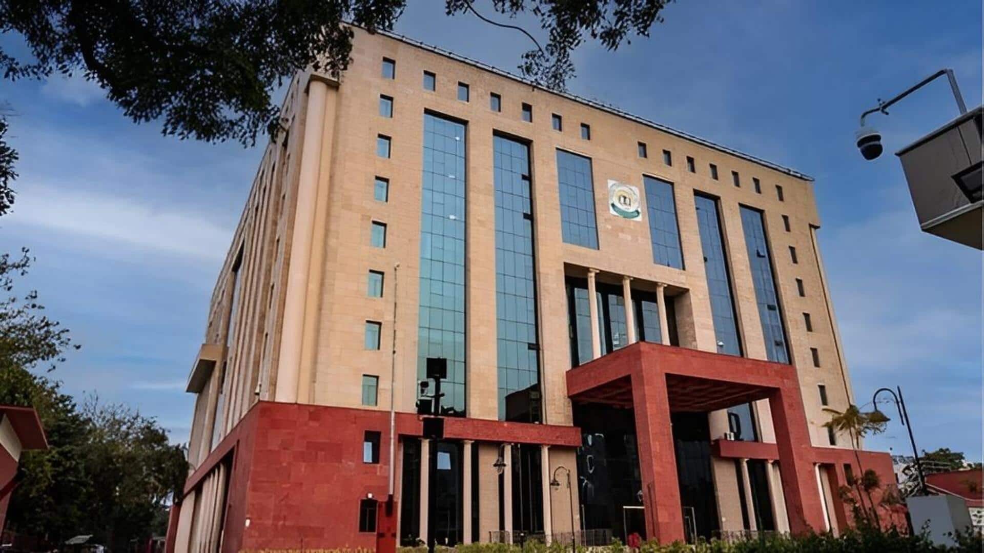 CBSE: సీబీఎస్‌ఈ ఓఎస్ఎం పోర్టల్ కాంట్రాక్ట్ రేసులో టీసీఎస్‌ను 60% తేడాతో వెనక్కి నెట్టిన కోఎంప్ట్