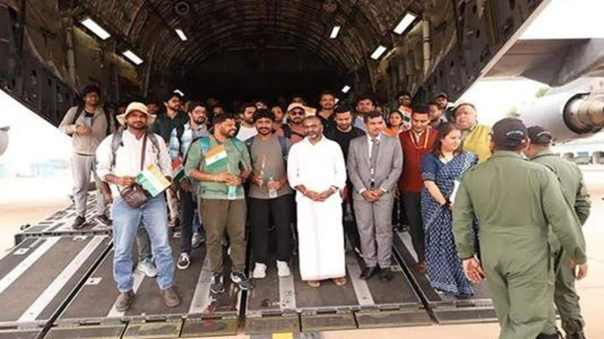 Operation Sindhu: ఆపరేషన్ సిందూ విజయవంతం.. 19 విమానాల్లో 4,400 మంది ఇండియాకి! Operation Sindhu: ఆపరేషన్ సిందూ విజయవంతం.. 19 విమానాల్లో 4,400 మంది ఇండియాకి!
