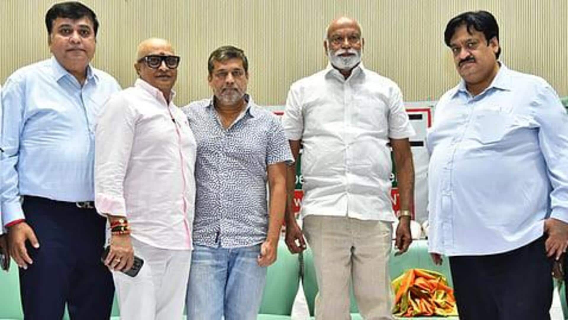 Exhibitors Association: జీవోలు వచ్చినా టికెట్ ధరలు పెంచం.. ఎగ్జిబిటర్స్ అసోసియేషన్ షాకింగ్ నిర్ణయం