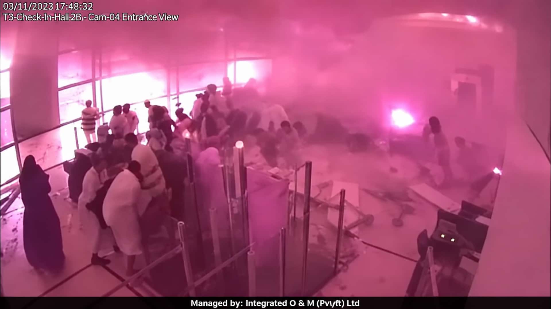 Riyadh Airport Attacks: రియాద్ విమానాశ్రయంలో భారీ పేలుడు.. వైరల్‌గా మారిన భయానక దృశ్యాలు