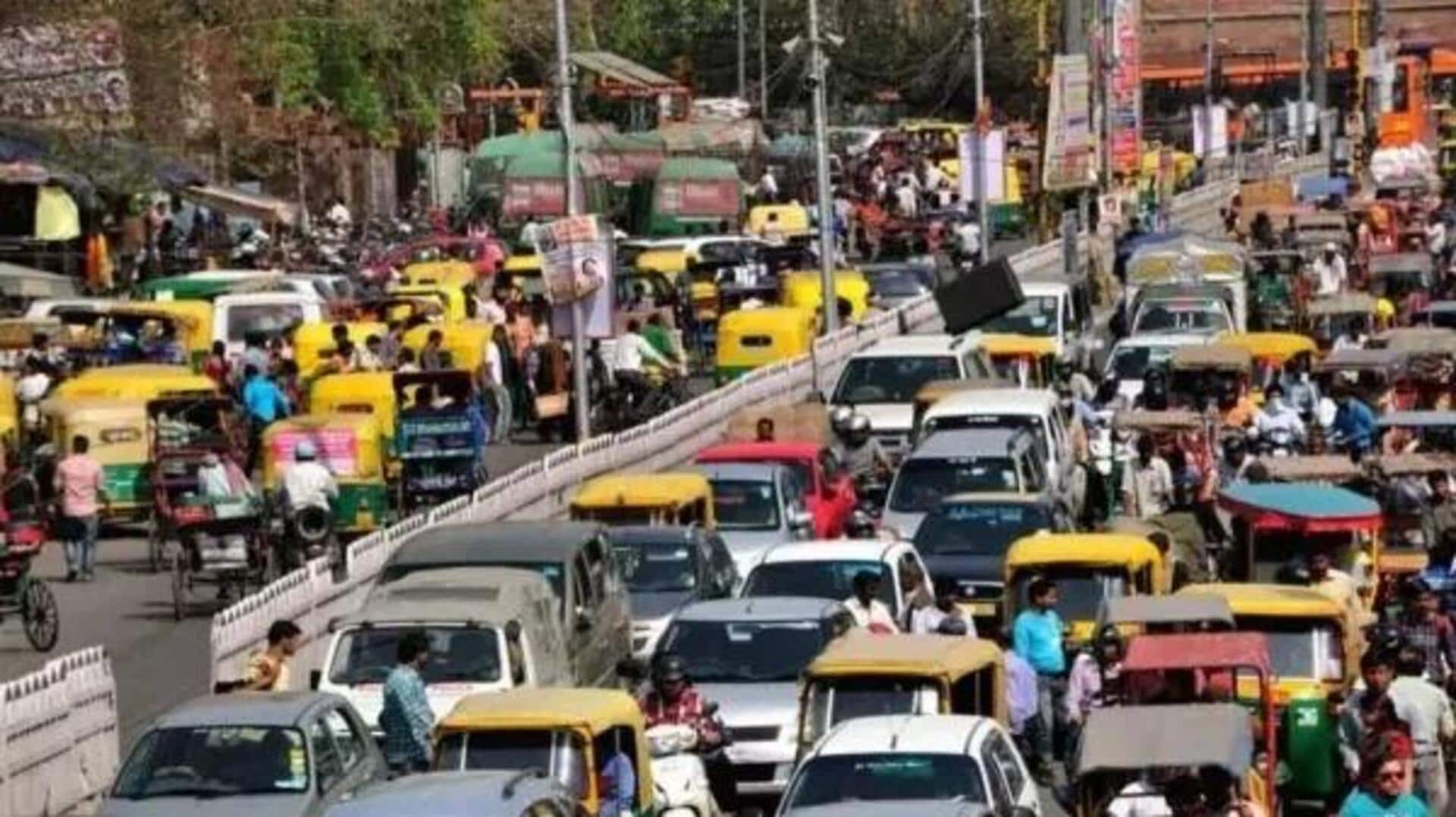 TG Transport Department: వాహనదారులకు షాక్ ఇచ్చిన రవాణాశాఖ.. వాహనాల కొనుగోలులో సర్వీస్‌ ఛార్జీల పెంపు