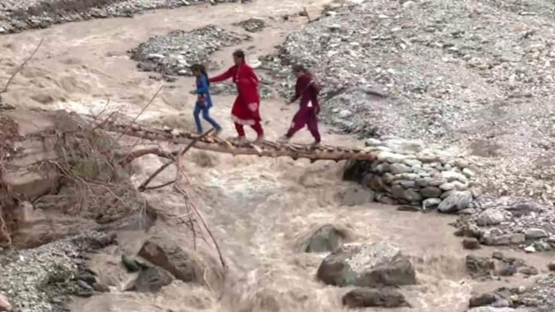 Himachal Pradesh: హిమాచల్ లో కొట్టుకుపోయిన రెండు కుటుంబాలు.. 150 కి.మీ. దూరంలో నలుగురి మృతదేహాలు Himachal Pradesh: హిమాచల్ లో కొట్టుకుపోయిన రెండు కుటుంబాలు.. 150 కి.మీ. దూరంలో నలుగురి మృతదేహాలు