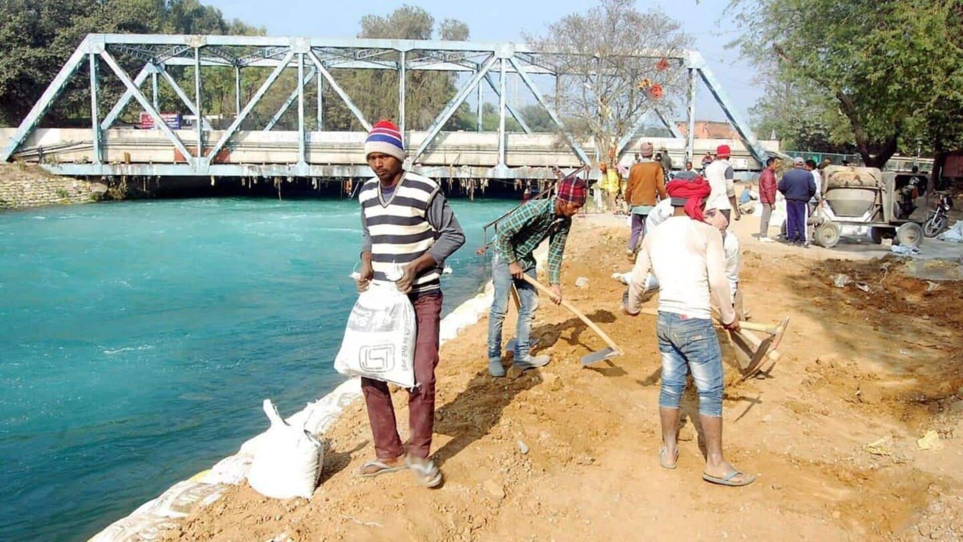 Haryana:'అదనపు నీరు పాక్కు వెళ్లకుండా మాకివ్వండి': పంజాబ్ను అభ్యర్దించిన హర్యానా Haryana:'అదనపు నీరు పాక్కు వెళ్లకుండా మాకివ్వండి': పంజాబ్ను అభ్యర్దించిన హర్యానా