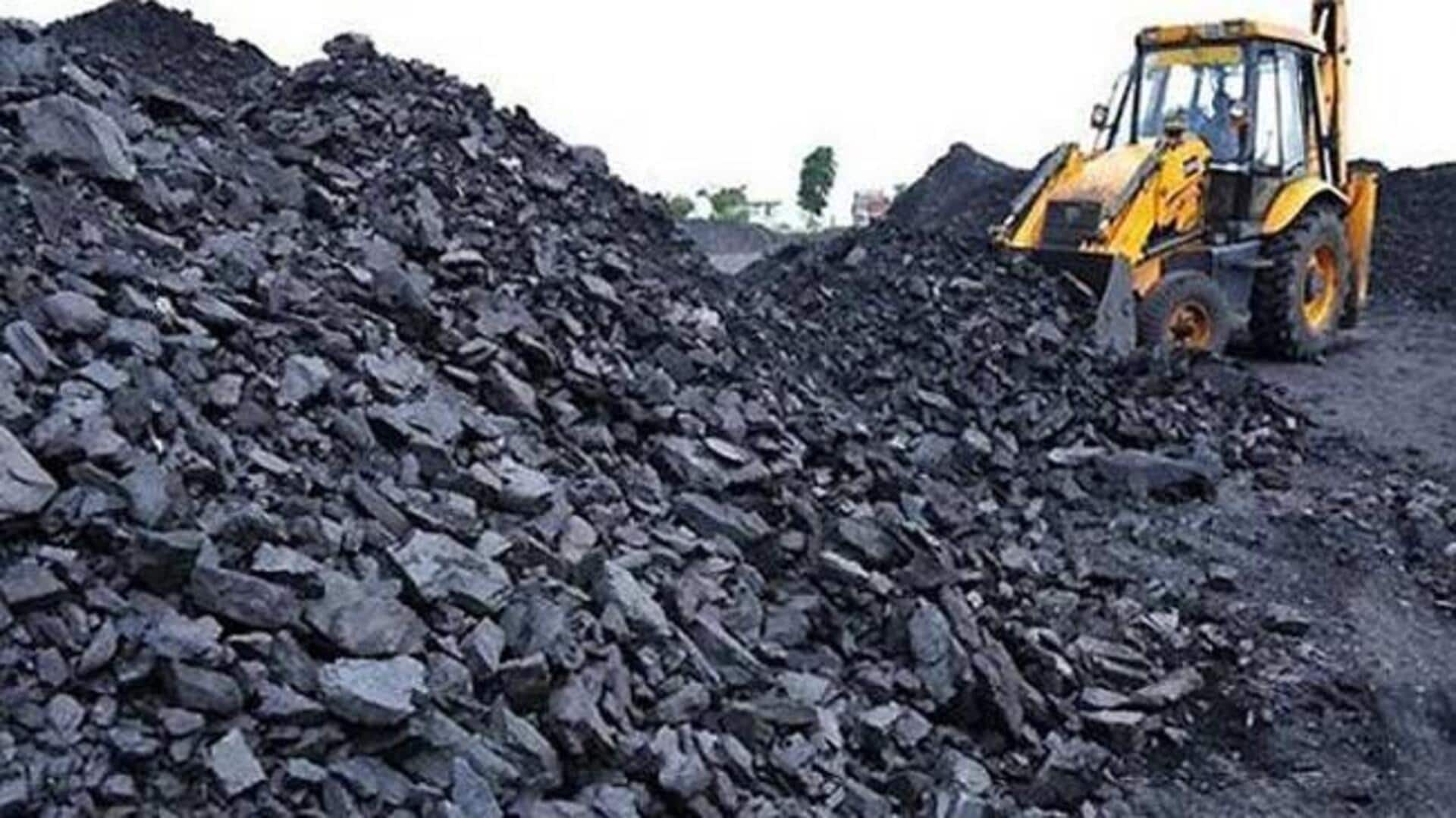 Coal Missing:వర్షం వల్ల 4000 టన్నుల బొగ్గు కొట్టుకుపోయింది..! రాష్ట్ర మంత్రి విచిత్ర వివరణ