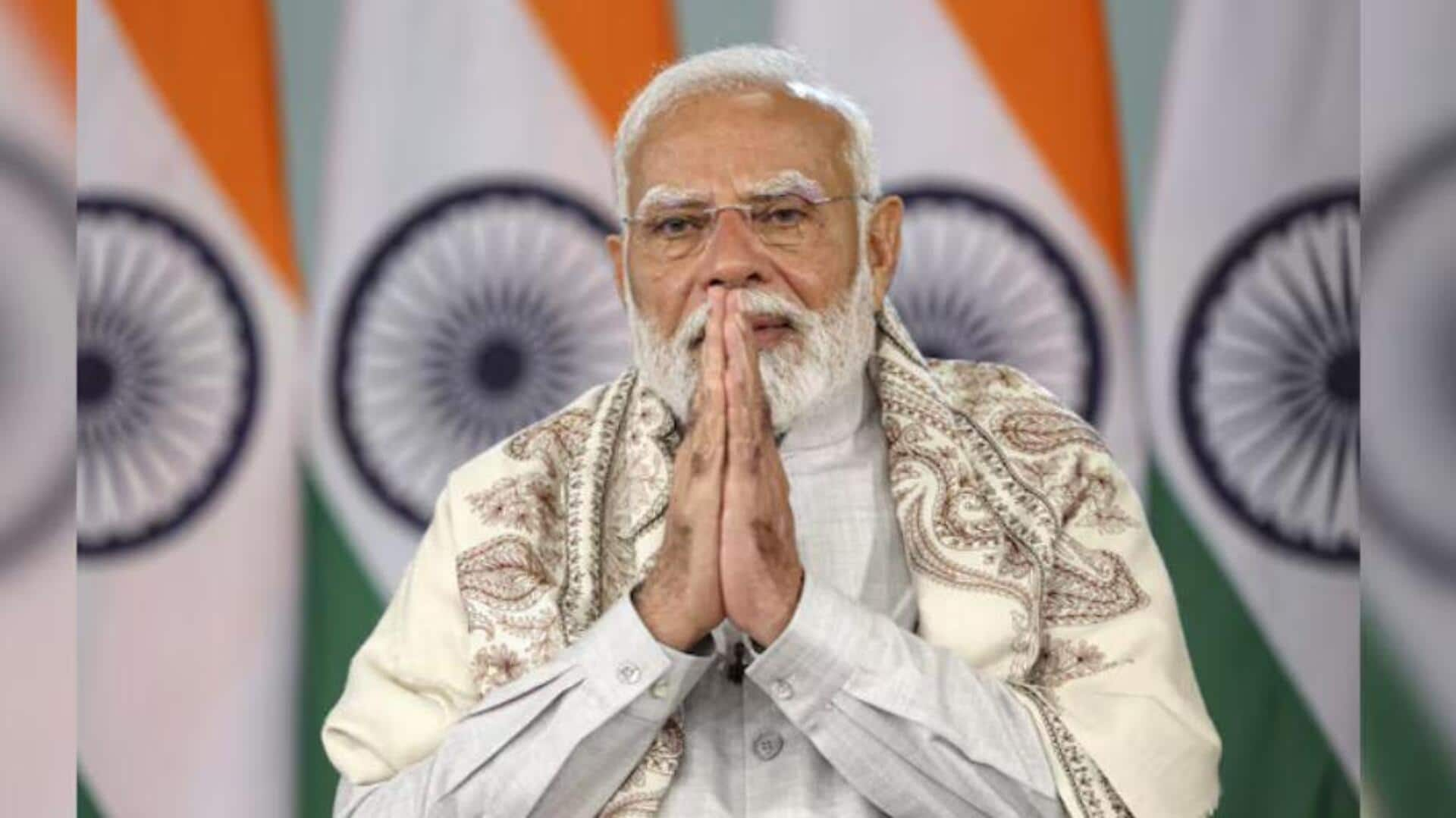 Narendra Modi : మహనీయుల సేవలను స్మరించుకుందాం : నరేంద్ర మోదీ