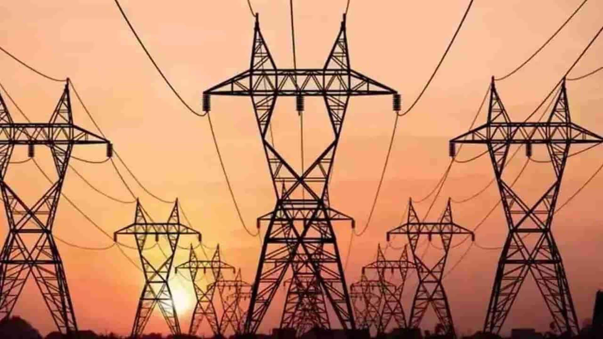 Hyderabad: గ్రేటర్ పరిధిలో 1000 కేవీఏ డిస్ట్రిబ్యూషన్ ట్రాన్స్ఫార్మర్లు.. Hyderabad: గ్రేటర్ పరిధిలో 1000 కేవీఏ డిస్ట్రిబ్యూషన్ ట్రాన్స్ఫార్మర్లు..