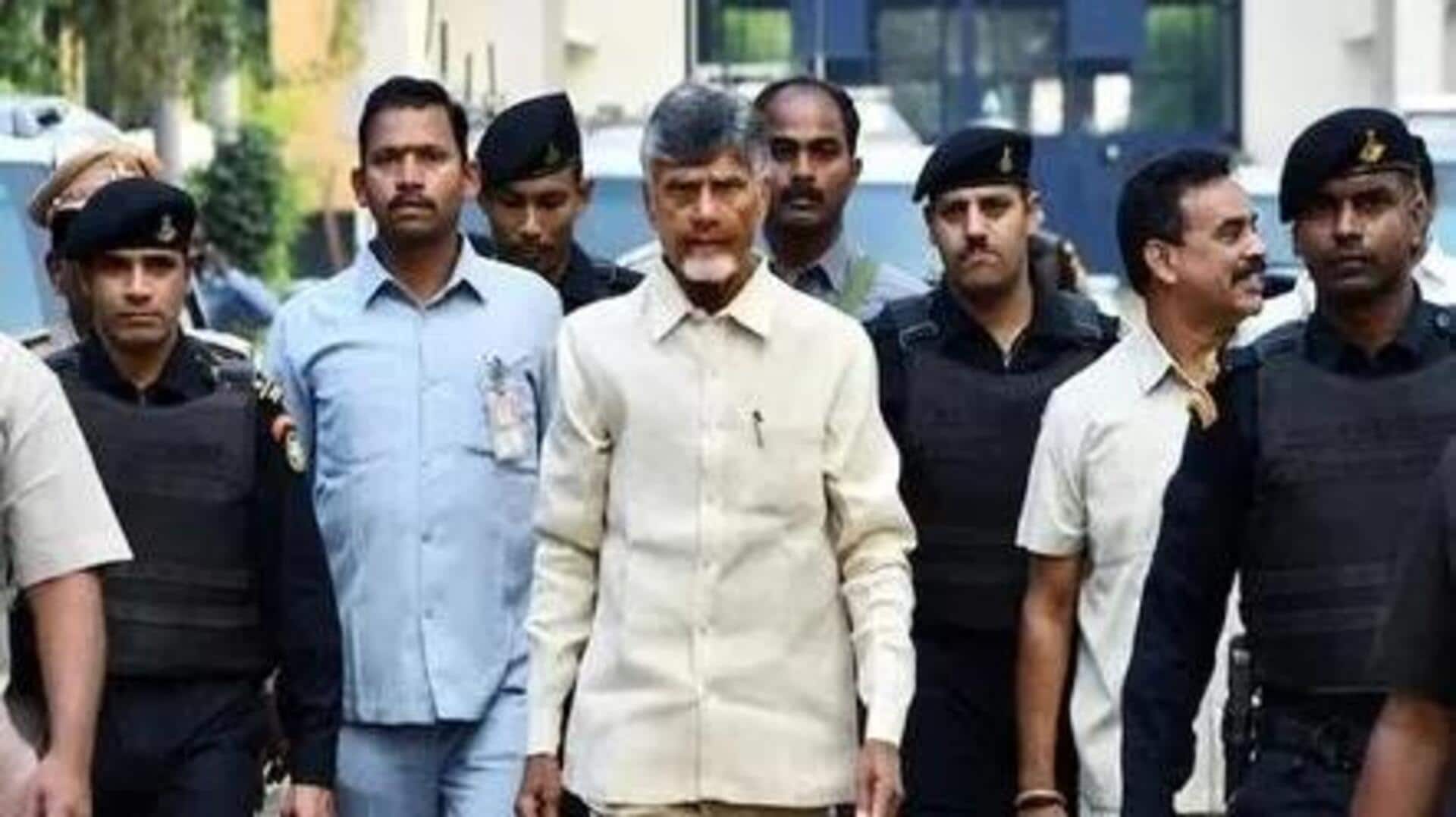 CM Chandrababu: ఢిల్లీ పర్యటనలో సీఎం చంద్రబాబు.. నేడు ఏడుగురు కేంద్ర మంత్రులతో భేటీ CM Chandrababu: ఢిల్లీ పర్యటనలో సీఎం చంద్రబాబు.. నేడు ఏడుగురు కేంద్ర మంత్రులతో భేటీ