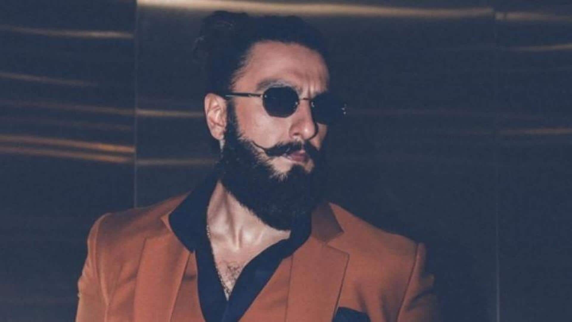 Ranveer Singh : 'మా జోలికి వస్తే వదిలిపెట్టం'.. ఆపరేషన్ సిందూర్పై రణ్వీర్ సింగ్ స్పందన Ranveer Singh : 'మా జోలికి వస్తే వదిలిపెట్టం'.. ఆపరేషన్ సిందూర్పై రణ్వీర్ సింగ్ స్పందన