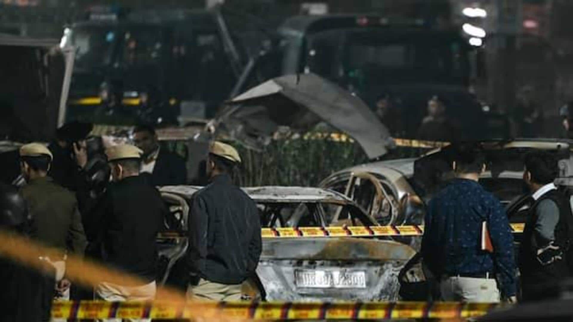 Delhi Blast: డాక్టర్‌ ఉమర్‌ నబీ మాడ్యూల్‌కు పాక్-అఫ్గాన్ హ్యాండ్లర్ల సహకారం: దిల్లీ పేలుడులో మరిన్ని వివరాలు 