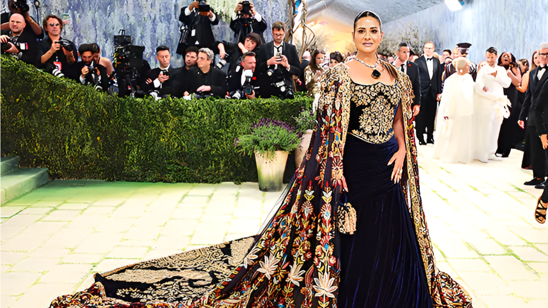 Met Gala: మెట్‌ గాలాలో కలంకారీ 'జీవవృక్షం' దుస్తులతో సుధారెడ్డి మెరుపులు