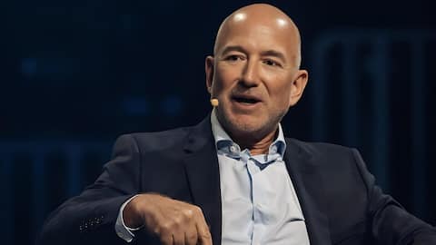 Amazon shares: అమెజాన్ షేర్లలో 4 బిలియన్ డాలర్ల విలువైన వాటాను విక్రయించనున్న జెఫ్ బెజోస్