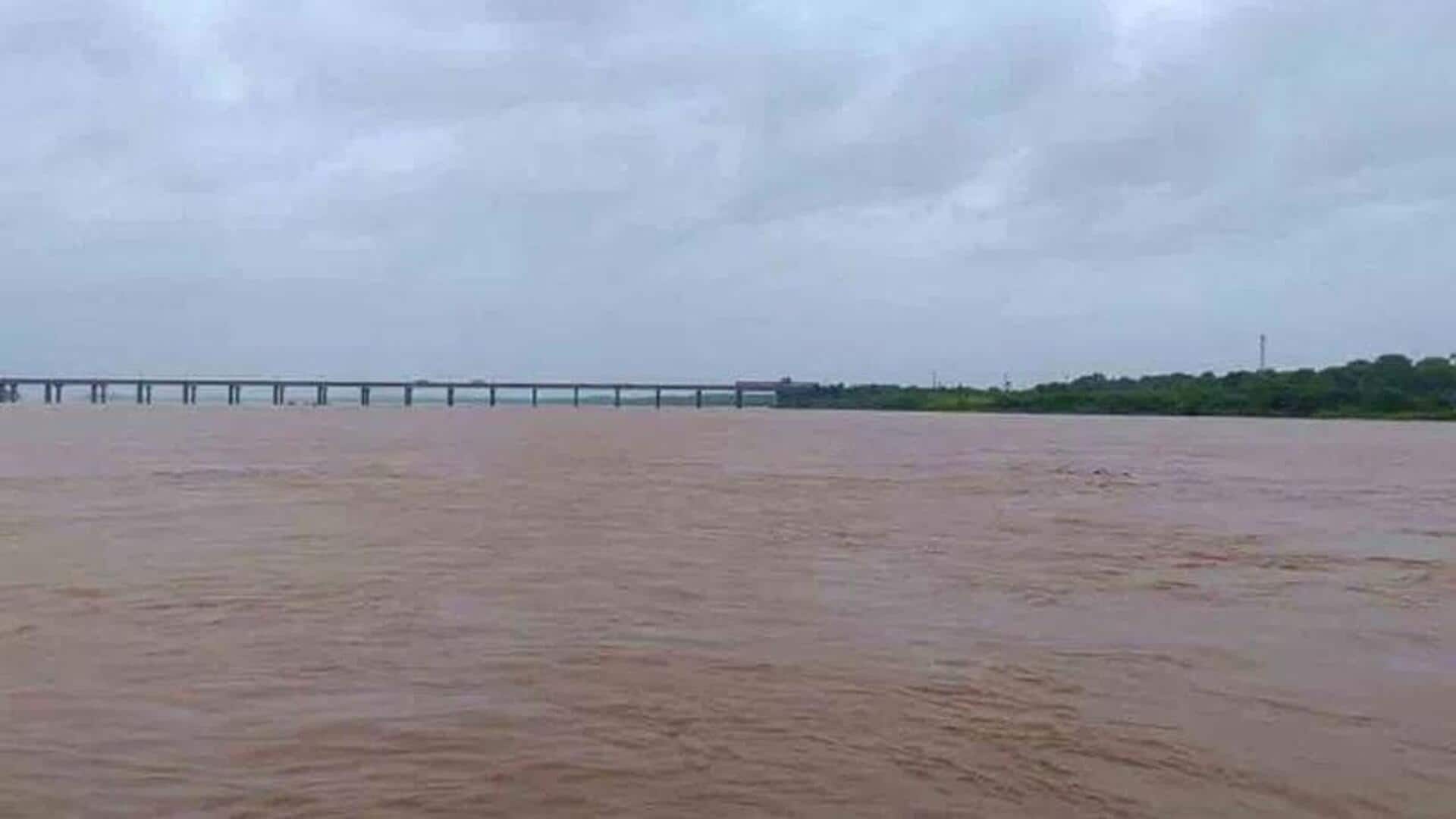 Kaleshwaram: కాళేశ్వరం త్రివేణి సంగమం వద్ద ఉద్దృతంగా ప్రవహిస్తున్న గోదావరి, ప్రాణహిత 