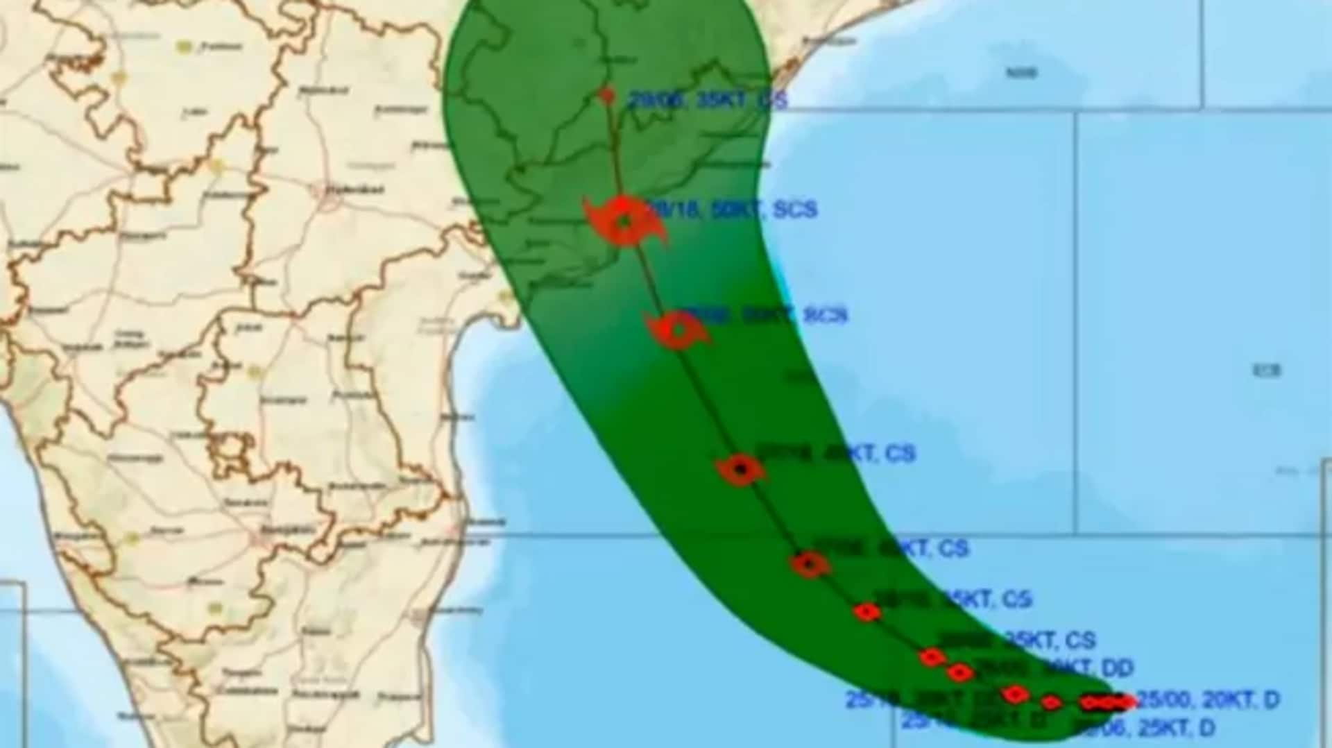 Cyclone Montha: 17కి.మీ వేగంతో కదులుతున్న 'మొంథా'.. ఈదురు గాలులతో వర్షాలు Cyclone Montha: 17కి.మీ వేగంతో కదులుతున్న 'మొంథా'.. ఈదురు గాలులతో వర్షాలు
