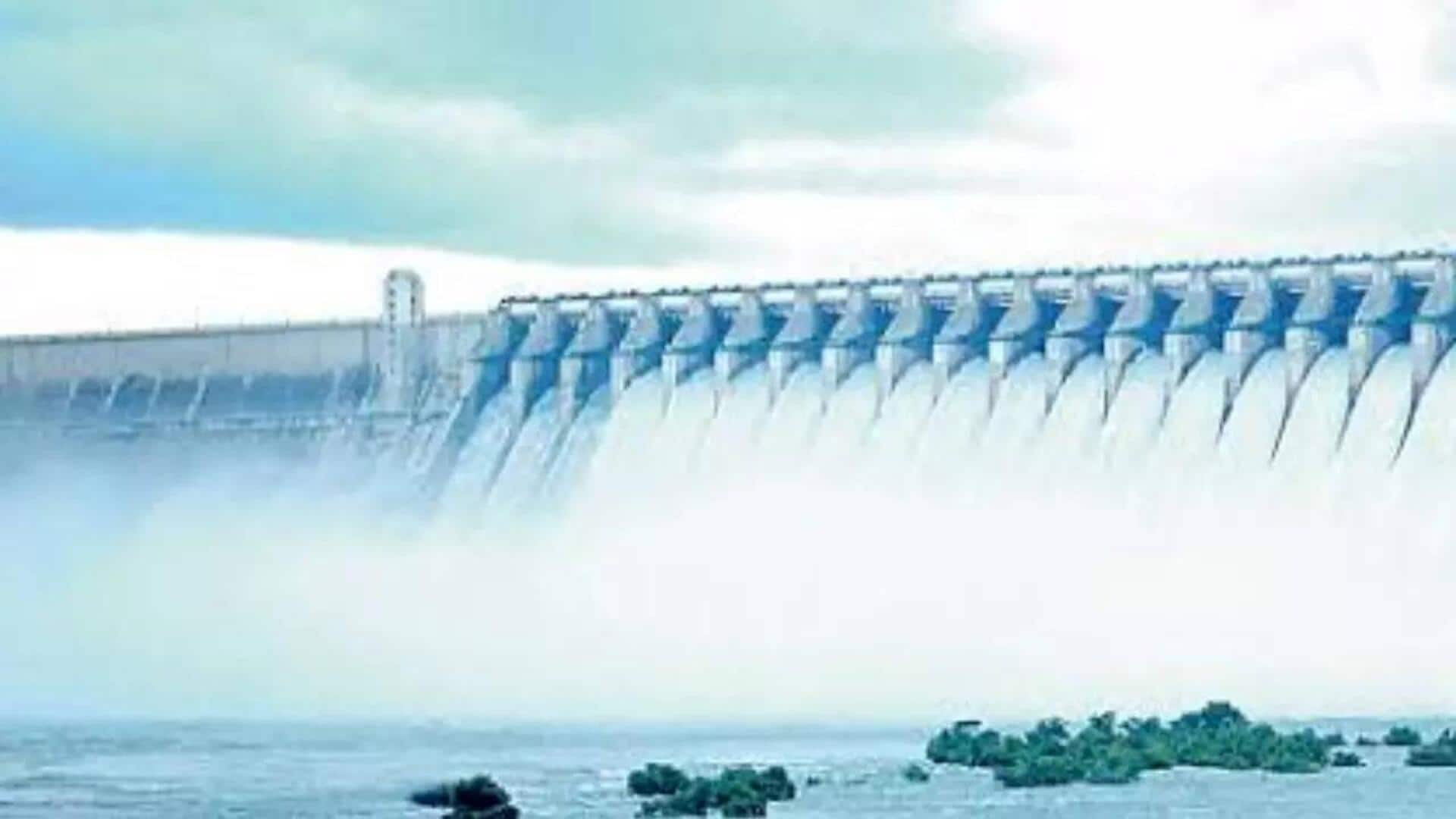 Nagarjuna Sagar: వేగంగా తగ్గుతున్న నాగార్జునసాగర్‌ జలాశయ నీటిమట్టం.. శ్రీశైలం నుంచి కేవలం 3,058 క్యూసెక్కులు