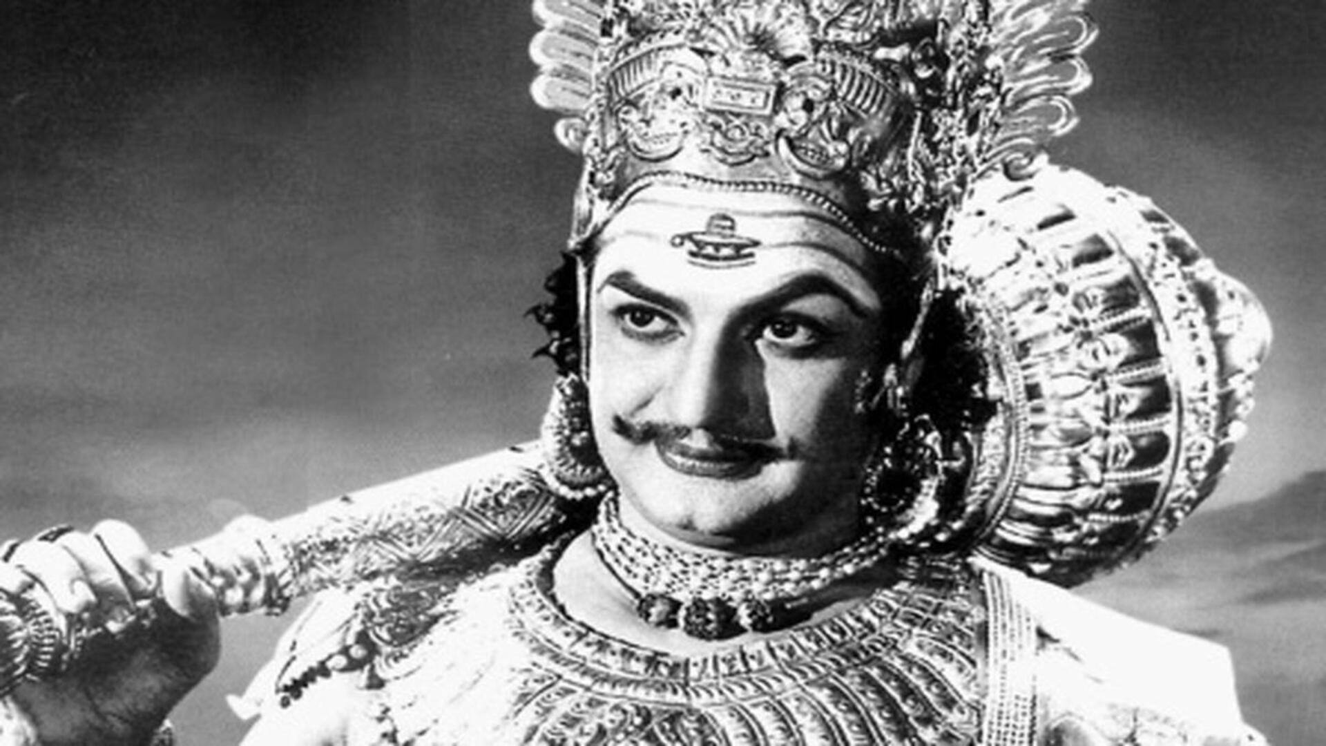 NTR: తెలుగోడి పౌరుషం..తెలుగోడి ఆత్మాభిమానం... నందమూరి తారకరామారావు NTR: తెలుగోడి పౌరుషం..తెలుగోడి ఆత్మాభిమానం... నందమూరి తారకరామారావు