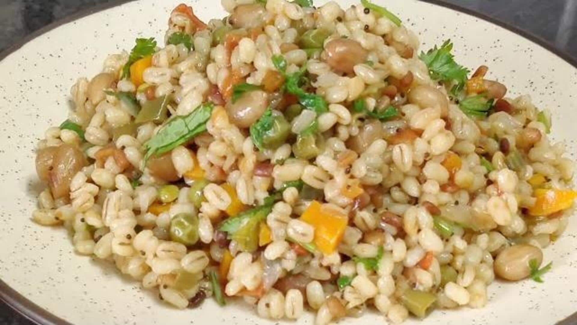 Barley Upma Recipe: ప్రతిరోజూ అదే బ్రేక్‌ఫాస్ట్‌తో విసుగొచ్చిందా..? హెల్తీగా, టేస్టీగా ఉండే బార్లీ ఉప్మా ట్రై చేయండిలా..