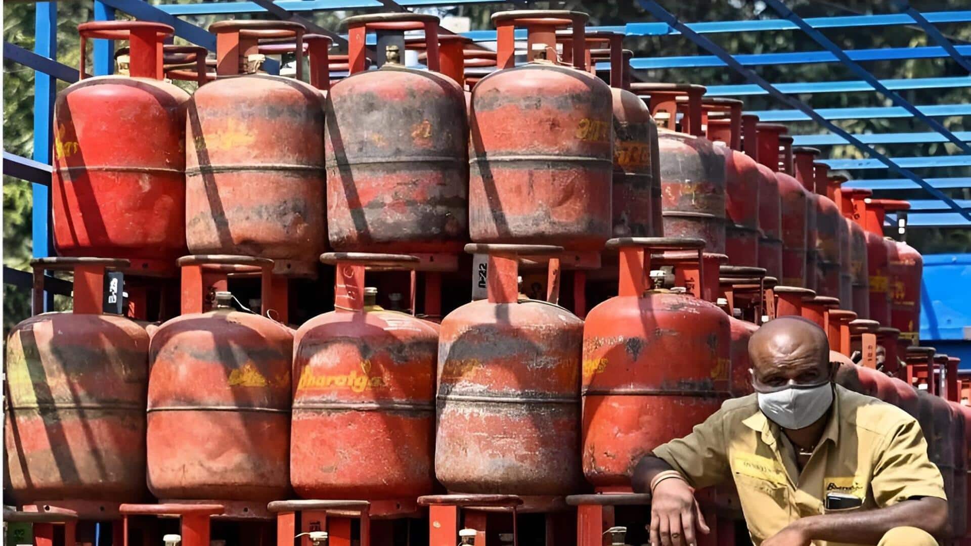 LPG Cylinder Prices: యుద్ధ ప్రభావం.. కమర్షియల్ గ్యాస్ సిలిండర్ల ధరల పెంపు