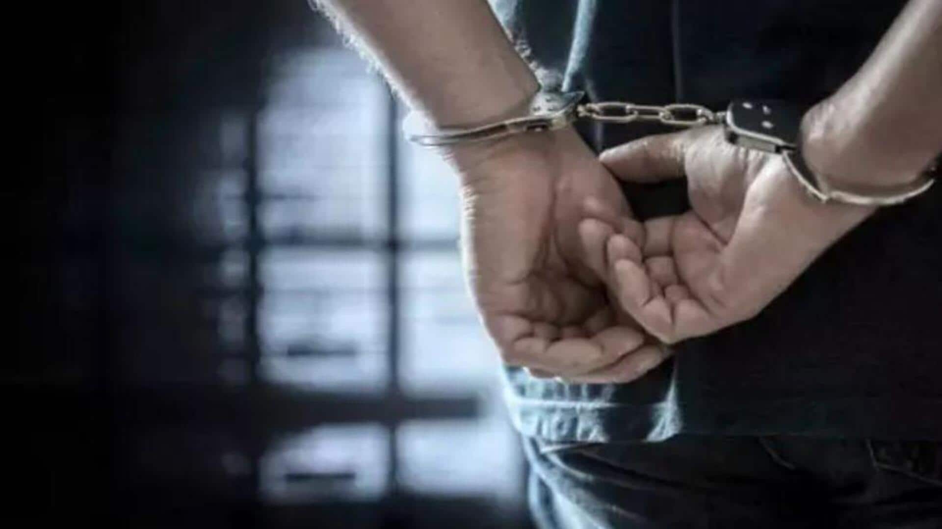 pak spy:పాక్కు సైనిక రహస్యాలు లీక్ చేసిన ఇంజినీర్.. మహారాష్ట్రలో అరెస్టు pak spy:పాక్కు సైనిక రహస్యాలు లీక్ చేసిన ఇంజినీర్.. మహారాష్ట్రలో అరెస్టు