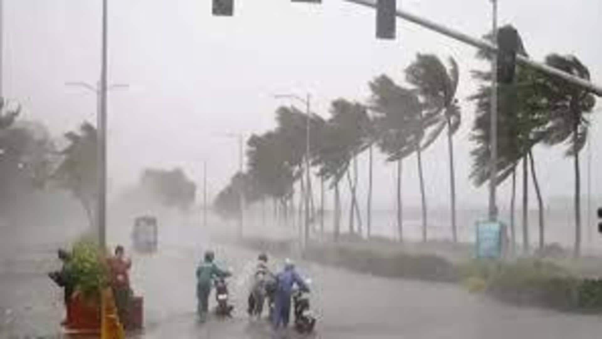 Rain Alert: వాయవ్య బంగాళాఖాతంలో తీవ్ర అల్పపీడనం.. ఏపీకి భారీ వర్షసూచన Rain Alert: వాయవ్య బంగాళాఖాతంలో తీవ్ర అల్పపీడనం.. ఏపీకి భారీ వర్షసూచన