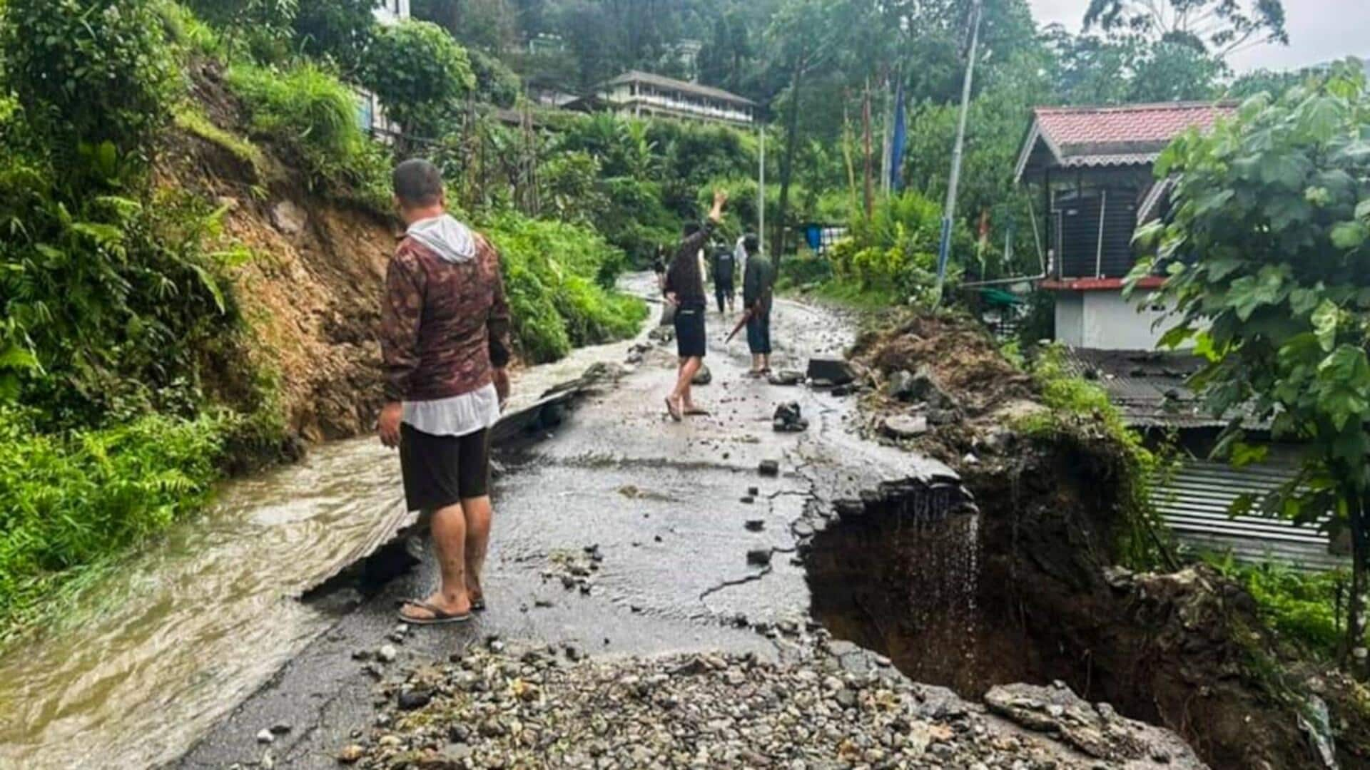 Sikkim Landslides: సిక్కింలో కొండచరియలు విరిగిపడి..ఆరుగురు మృతి.. చిక్కుకుపోయిన 1500 మంది పర్యాటకులు