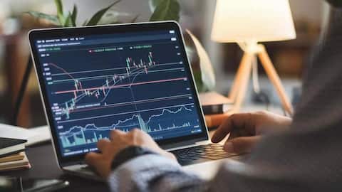 Stock market: ఫ్లాట్‌గా ముగిసిన స్టాక్‌ మార్కెట్లు.. పశ్చిమాసియా ఉద్రిక్తతలతో మదుపర్లలో ఆందోళన
