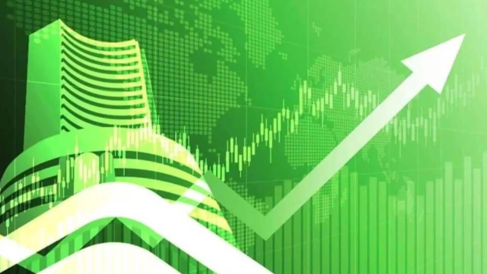 Stock market: భారీ లాభాల్లో దేశీయ మార్కెట్ సూచీలు.. 25,600 మార్కుకు దూరంలో నిఫ్టీ Stock market: భారీ లాభాల్లో దేశీయ మార్కెట్ సూచీలు.. 25,600 మార్కుకు దూరంలో నిఫ్టీ