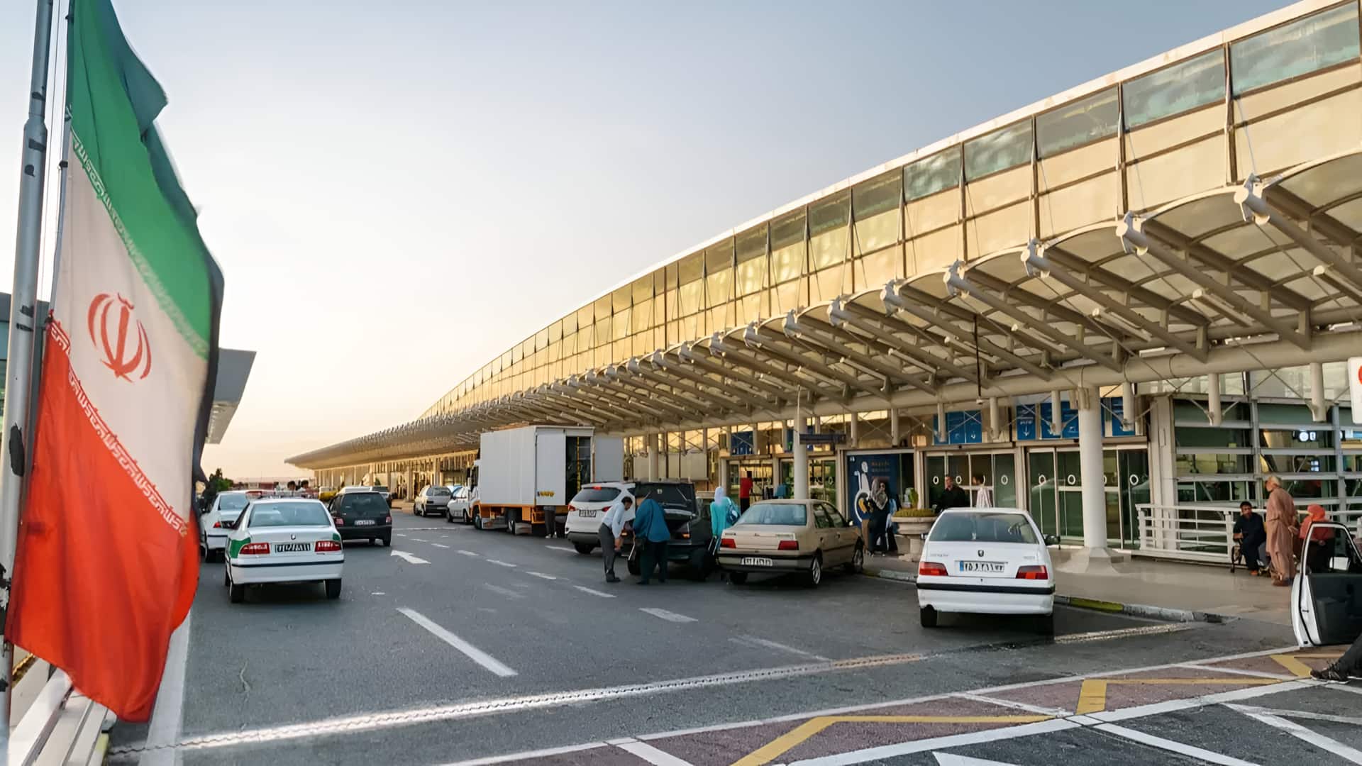 India in Iran: తక్షణమే ఇరాన్‌ను వీడండి.. భారత్‌ పౌరులకు కేంద్రం అడ్వైజరీ