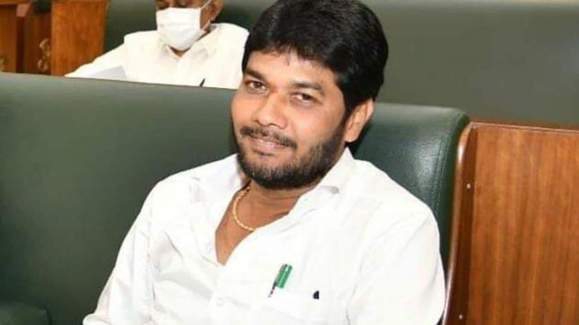 Ananthababu: వైసీపీ ఎమ్మెల్సీ అనంతబాబుకు హైకోర్టులో ఎదురుదెబ్బ Ananthababu: వైసీపీ ఎమ్మెల్సీ అనంతబాబుకు హైకోర్టులో ఎదురుదెబ్బ