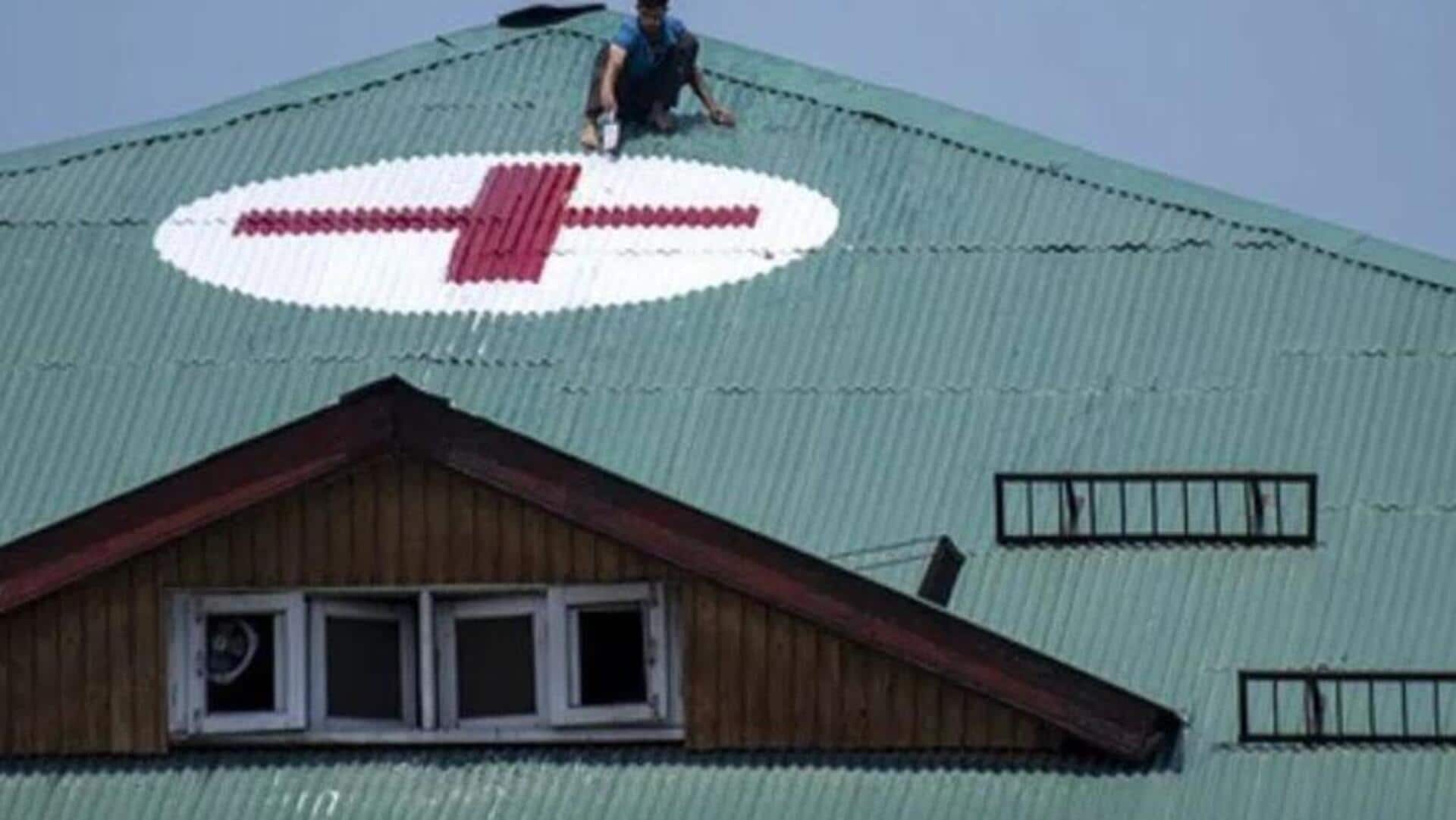Red Cross Symbol: భారత్-పాక్ ఉద్రిక్తతల మధ్య ఆస్పత్రులపై 'రెడ్ క్రాస్' గుర్తులు Red Cross Symbol: భారత్-పాక్ ఉద్రిక్తతల మధ్య ఆస్పత్రులపై 'రెడ్ క్రాస్' గుర్తులు