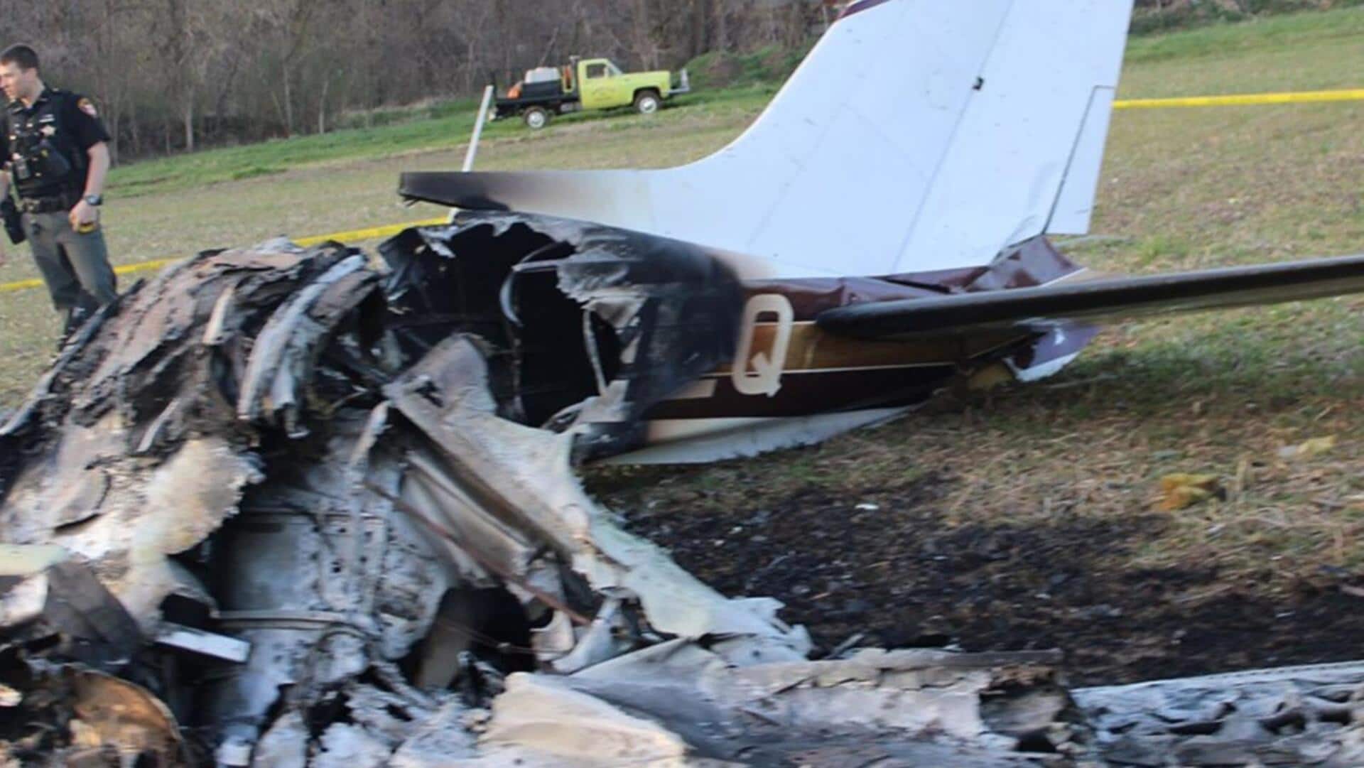 Ohio plane crash: అమెరికా ఒహాయోలో కుప్పకూలిన చిన్న విమానం.. ప్రమాదంలో ఆరుగురు ప్రయాణికులు మృతి Ohio plane crash: అమెరికా ఒహాయోలో కుప్పకూలిన చిన్న విమానం.. ప్రమాదంలో ఆరుగురు ప్రయాణికులు మృతి