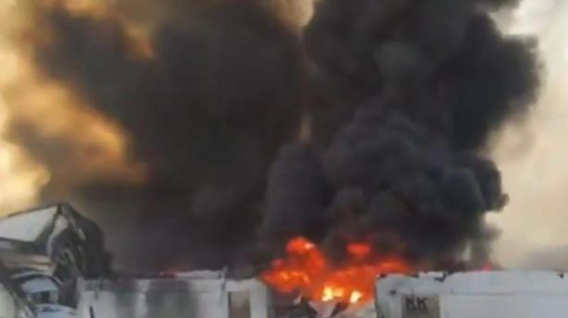 Fire break out:మహారాష్ట్రలో భయానక అగ్నిప్రమాదం.. 22 గోదాములు దగ్ధం Fire break out:మహారాష్ట్రలో భయానక అగ్నిప్రమాదం.. 22 గోదాములు దగ్ధం