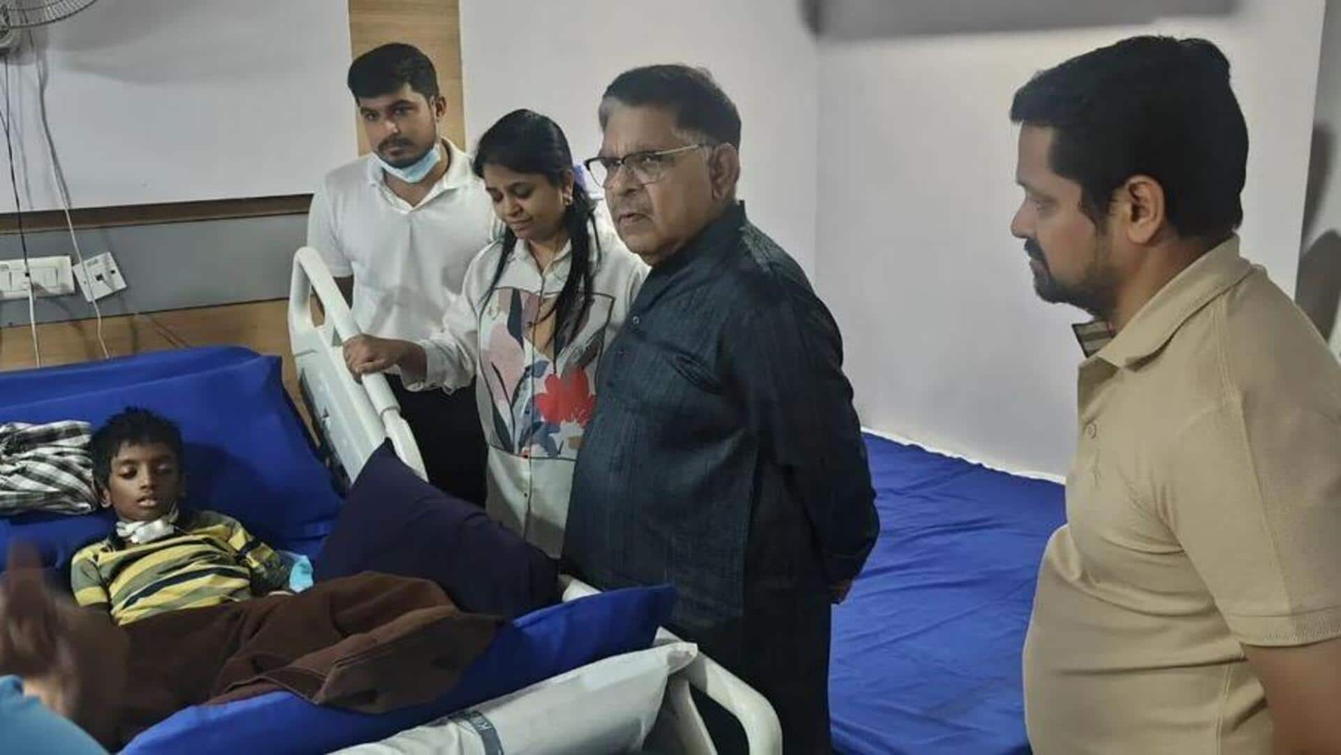 Allu Aravind: త్వరలోనే కోలుకుంటాడు.. శ్రీతేజ్ను పరామర్శించిన అల్లు అరవింద్ Allu Aravind: త్వరలోనే కోలుకుంటాడు.. శ్రీతేజ్ను పరామర్శించిన అల్లు అరవింద్