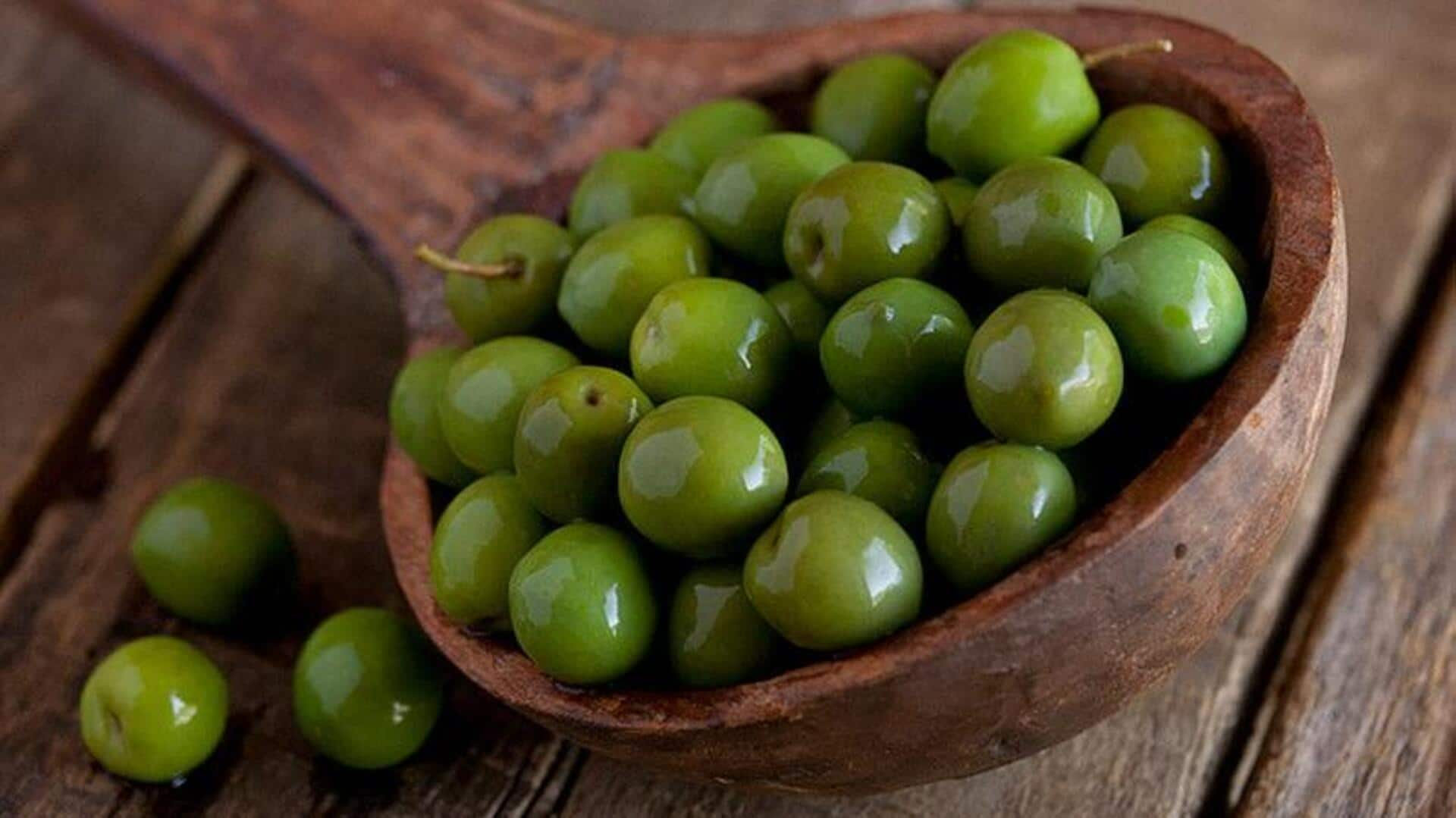 Olives Health Benefits: ఆలివ్ పండ్లలో దాగి ఉన్న ఆరోగ్య ప్రయోజనాలు, పోషకాహారాలు ఇవే..!