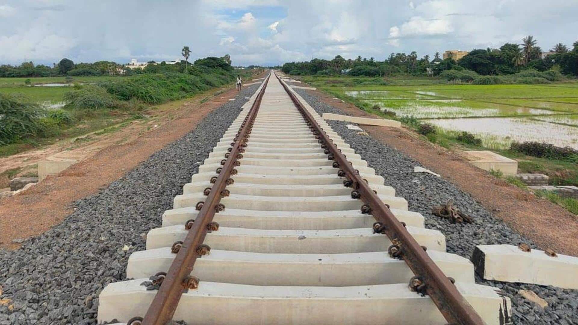 Railway Line: నిడదవోలు-దువ్వాడ మధ్య మూడు,నాలుగు రైల్వేలైన్లకు భూసేకరణ