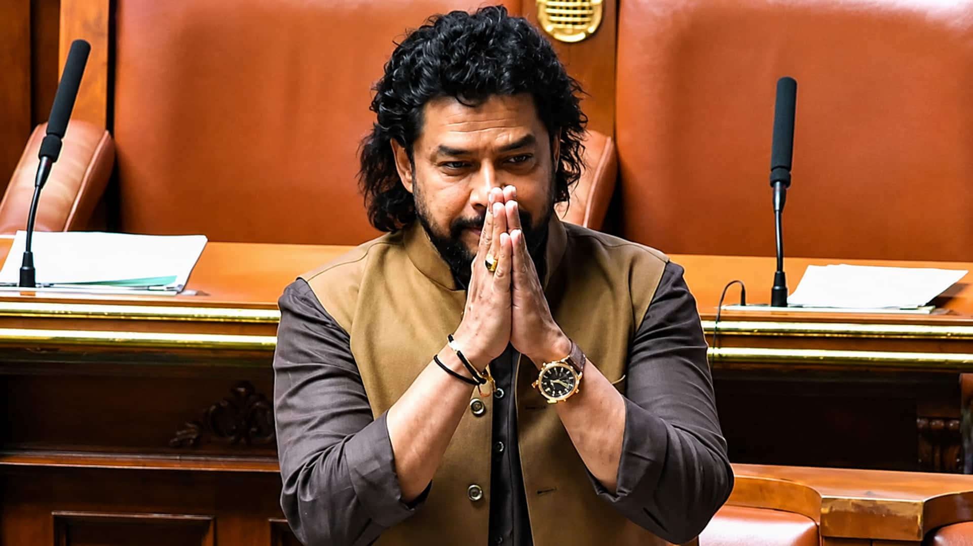 Karnataka: కర్ణాటకలో వేడెక్కిన రాజకీయాలు.. నాగేంద్రకు బిగిసిన ఉచ్చు.. బీజేపీ ఆందోళనల వేళ రాజీనామాకు సిద్ధం?