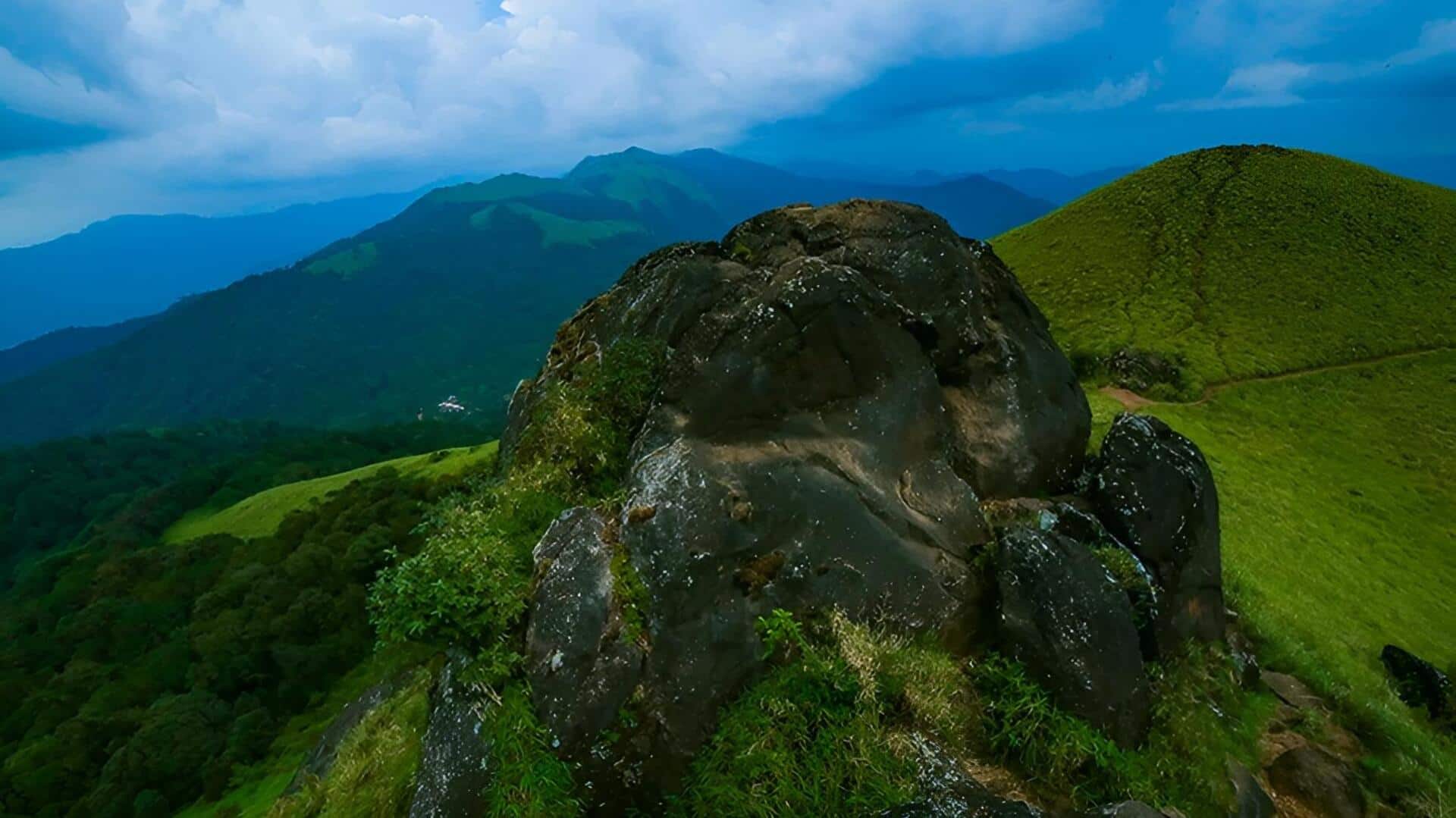 Summer Trips: సమ్మర్ హాలిడేస్ స్పెషల్.. ఏప్రిల్‌లో తప్పక వెళ్లాల్సిన అద్భుత ప్రదేశాలివే!