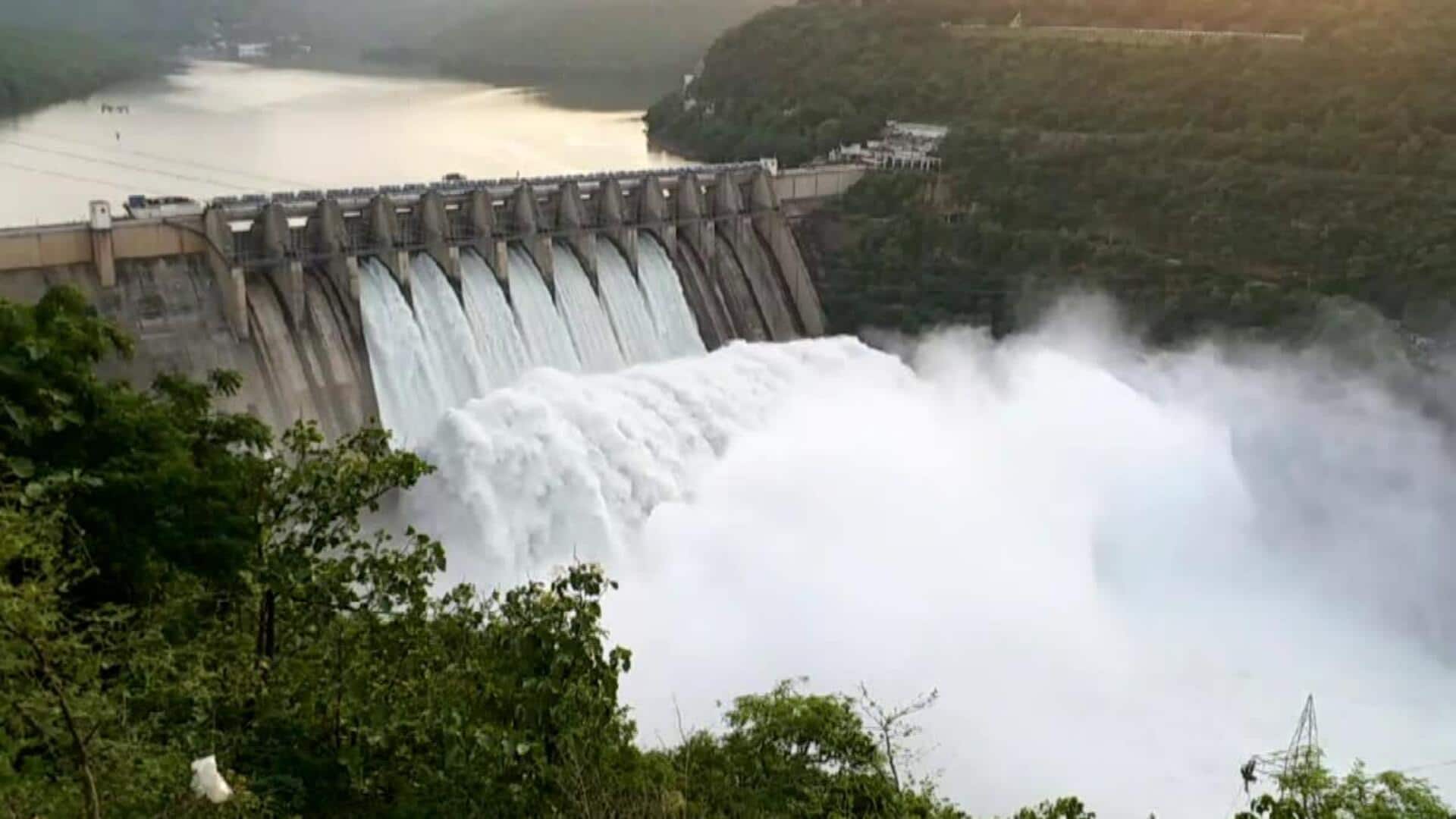 Srisailam: 875 అడుగులు చేరుకున్న శ్రీశైలం జలాశయ నీటిమట్టం