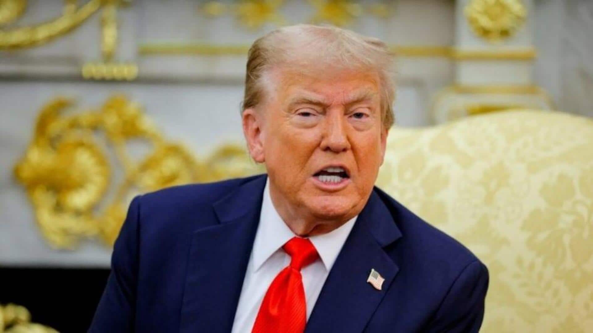 Donald Trump: రష్యా నుంచి చమురు కొనుగోళ్లపై భారత్కు ట్రంప్ మరో హెచ్చరిక.. కొనుగోళ్లు ఆపకపోతే.. Donald Trump: రష్యా నుంచి చమురు కొనుగోళ్లపై భారత్కు ట్రంప్ మరో హెచ్చరిక.. కొనుగోళ్లు ఆపకపోతే..