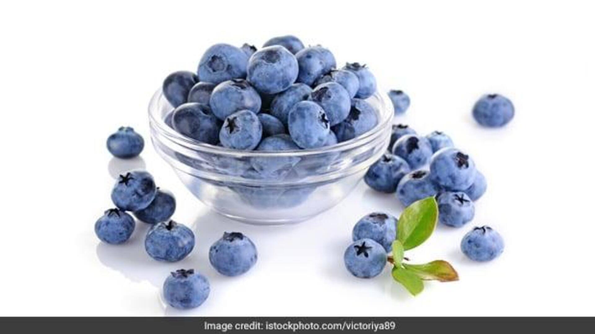 Vitamin P: విటమిన్ 'పీ' గురించి మీరు ఎప్పుడైనా విన్నారా? ఈ పోషకపదార్థం సమృద్ధిగా లభించే ఆహారాలివే..! Vitamin P: విటమిన్ 'పీ' గురించి మీరు ఎప్పుడైనా విన్నారా? ఈ పోషకపదార్థం సమృద్ధిగా లభించే ఆహారాలివే..!