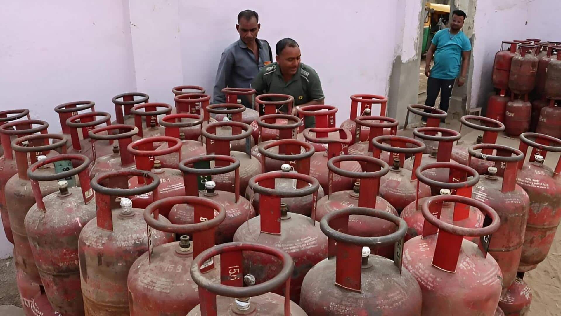 LPG shortage: దేశంలో LPG కొరత.. రూ.900 సిలిండర్‌ను రూ.2,800కు అమ్ముతున్న మధ్యవర్తులు