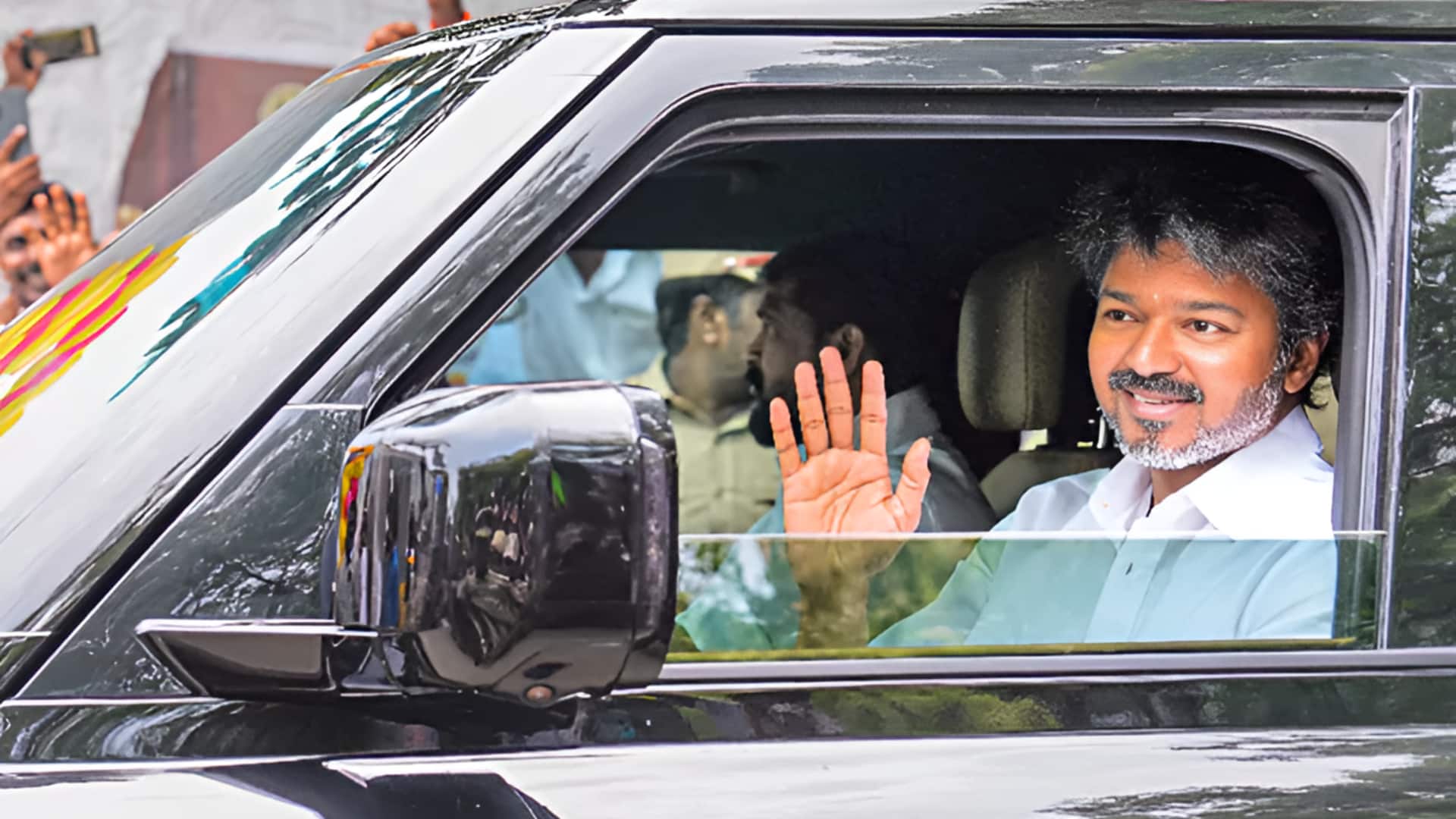 Vijay: 'ప్రభుత్వం ఏర్పాటు చేస్తాం'.. గవర్నర్‌కు టీవీకే అధినేత విజయ్‌ లేఖ