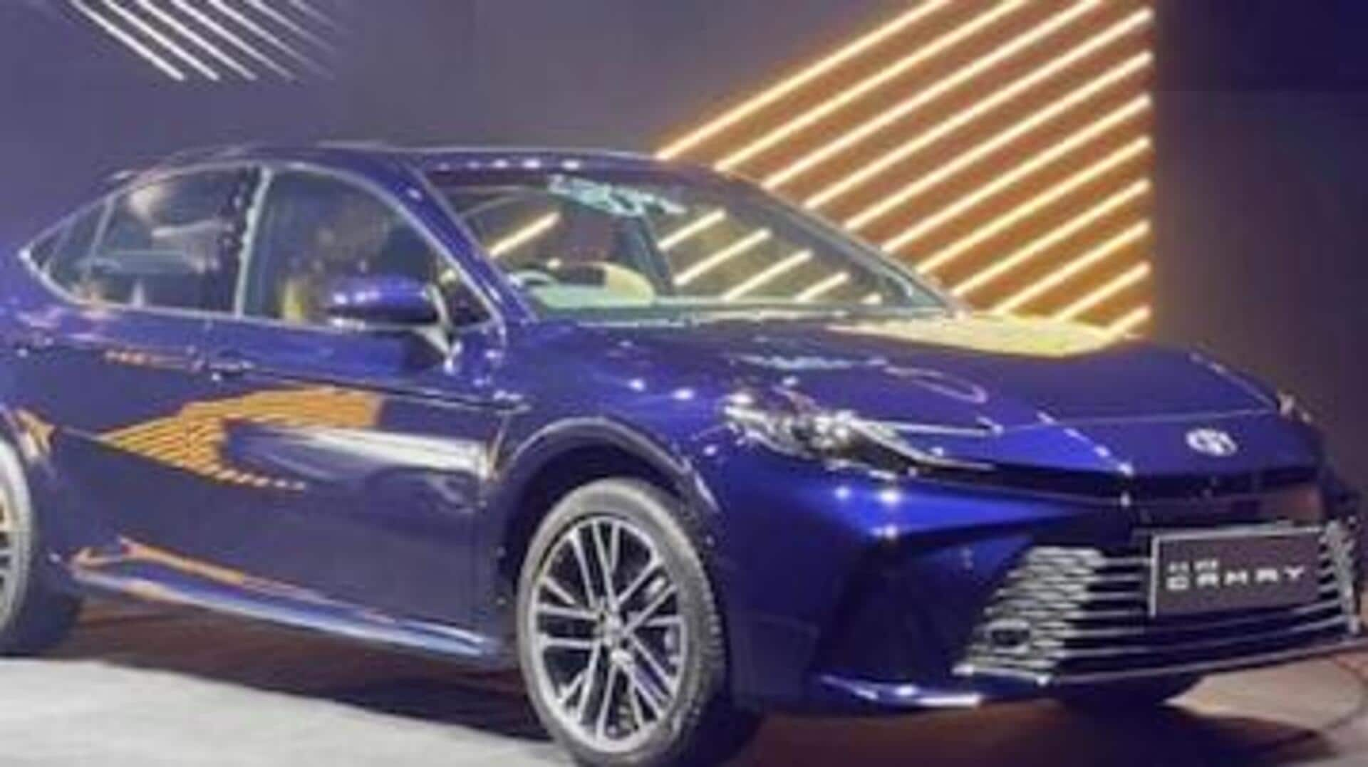 Toyota Camry: భారత్ మార్కెట్లోకి 9వ తరం టయోటా కమ్రీ.. ధర రూ.48 లక్షల నుండి ప్రారంభం 