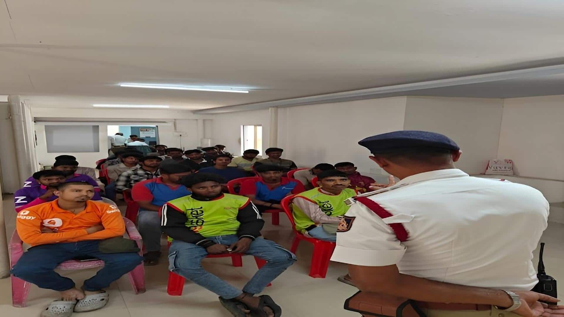 Bengaluru: డెలివరీ బాయ్స్‌కు కొత్త ట్రాఫిక్ నిబంధనలు.. రూల్స్ బ్రేక్ చేస్తే నాలుగు గంటలు పోలీస్ స్టేషన్‌లోనే.. ఎక్కడంటే?