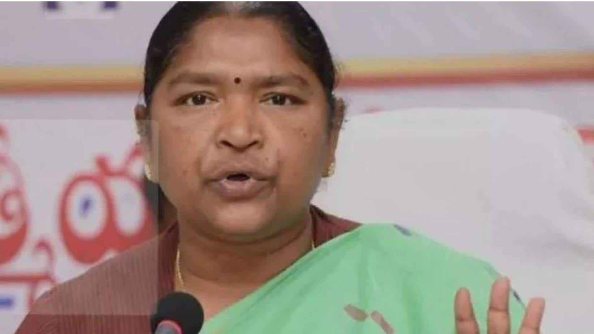 Minister Seethakka : గద్దెల మార్పుపై తప్పుడు ప్రచారం నిలిపేయండి.. మంత్రి సీతక్క హెచ్చరిక! Minister Seethakka : గద్దెల మార్పుపై తప్పుడు ప్రచారం నిలిపేయండి.. మంత్రి సీతక్క హెచ్చరిక!