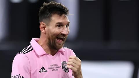 Lionel Messi: చరిత్ర సృష్టించిన లియోనెల్ మెస్సీ.. ఇంటర్ మయామి తరఫున 100వ గోల్