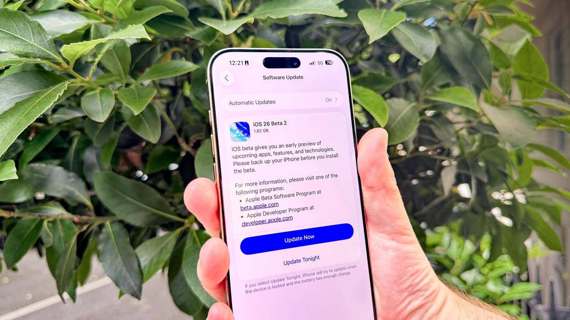 Apple iOS 26 Beta: ఆపిల్ iOS 26 బీటా 2 అప్డేట్.. కొత్త ఫీచర్లు,ఎలా డౌన్లోడ్ చేసుకోవాలి..! Apple iOS 26 Beta: ఆపిల్ iOS 26 బీటా 2 అప్డేట్.. కొత్త ఫీచర్లు,ఎలా డౌన్లోడ్ చేసుకోవాలి..!