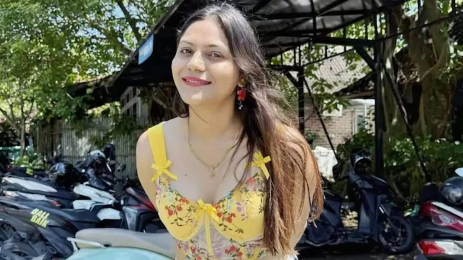 Jyoti Malhotra: పాకిస్తాన్ గూఢచారి జ్యోతి మల్హోత్రాను ఇన్ఫ్లుయెన్సుర్ గా నియమించుకున్న కేరళ టూరిజం.. ఆర్టీఐలో వెల్లడి.. Jyoti Malhotra: పాకిస్తాన్ గూఢచారి జ్యోతి మల్హోత్రాను ఇన్ఫ్లుయెన్సుర్ గా నియమించుకున్న కేరళ టూరిజం.. ఆర్టీఐలో వెల్లడి..