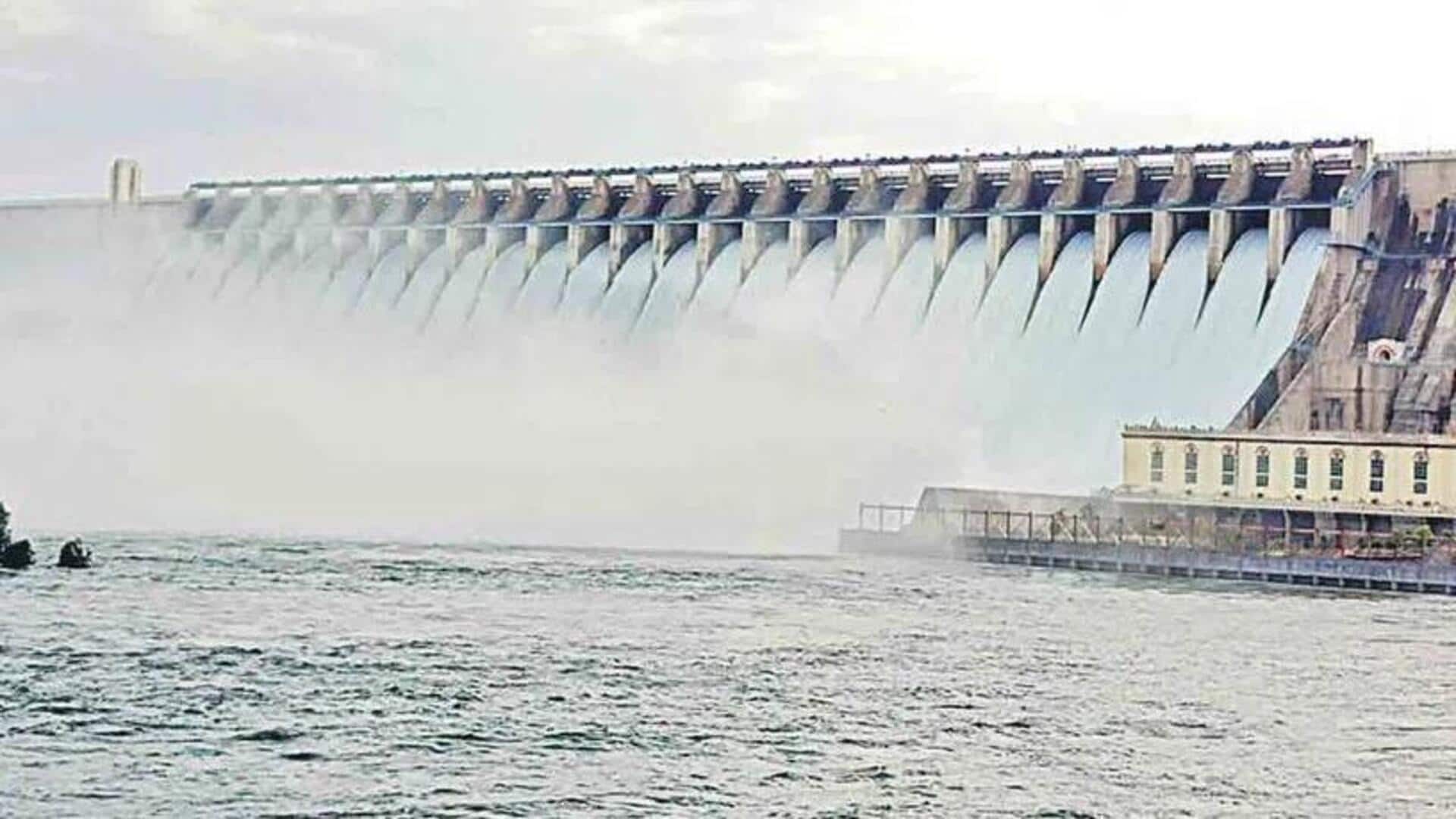 Nagarjuna Sagar: కృష్ణా నదికి భారీగా వరద.. శ్రీశైలం, నాగార్జున సాగర్‌ గేట్లు ఎత్తి నీటి విడుదల